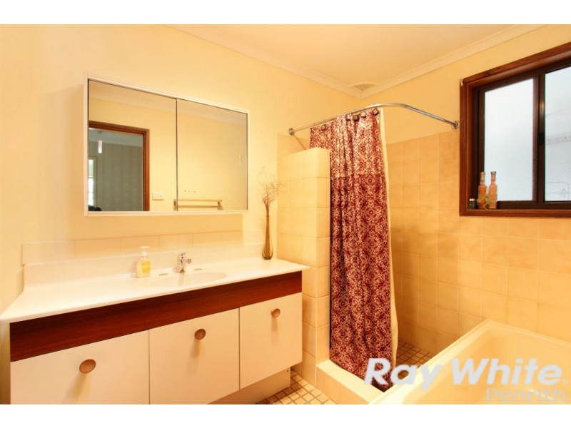 Claremont Meadows NSW 2747