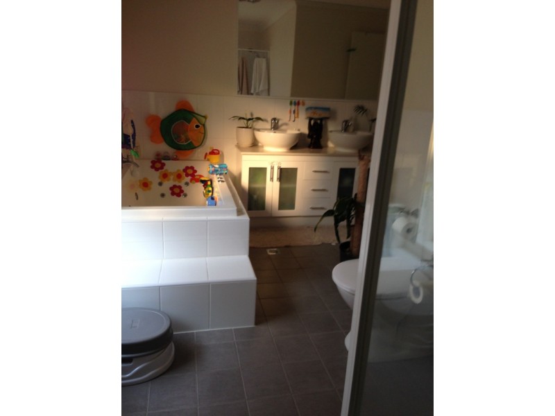 8 Prion Avenue, Cranebrook NSW 2749