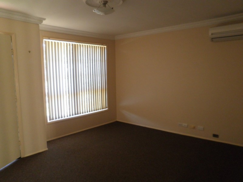 42 Gascoigne Street, Penrith NSW 2750