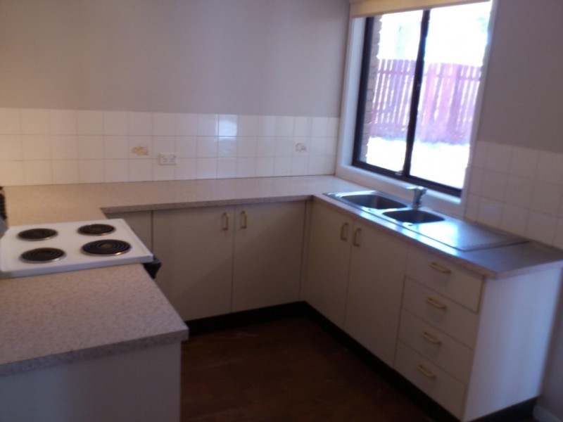 2/26 School House Road, Glenmore Park NSW 2745