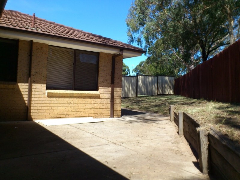 2/26 School House Road, Glenmore Park NSW 2745