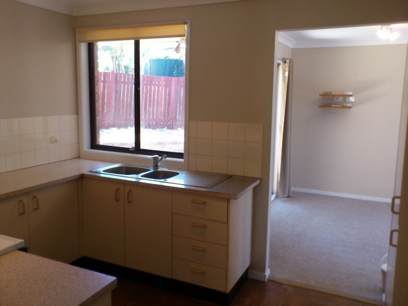 2/26 School House Road, Glenmore Park NSW 2745