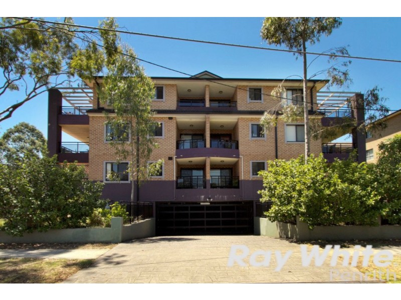 2/43-45 Rodgers Street, Kingswood NSW 2747