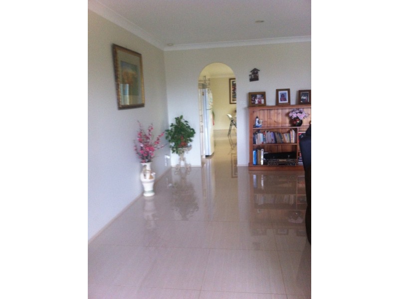 8 Talia Close, Orchard Hills NSW 2748