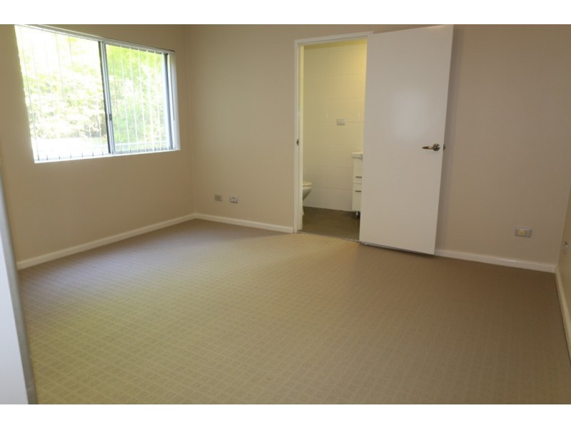 2/17-19 Haynes Street, Penrith NSW 2750