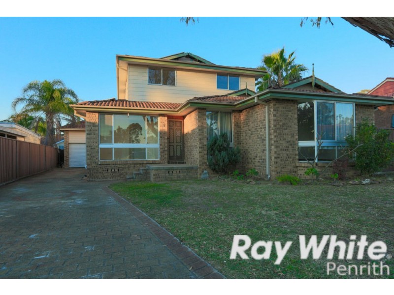 4 Brentwood Grove, Werrington Downs NSW 2747
