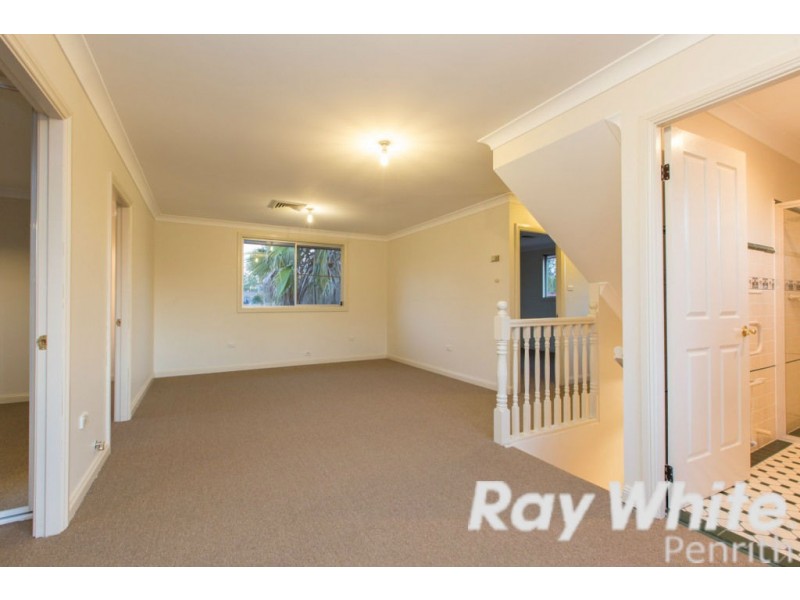 4 Brentwood Grove, Werrington Downs NSW 2747