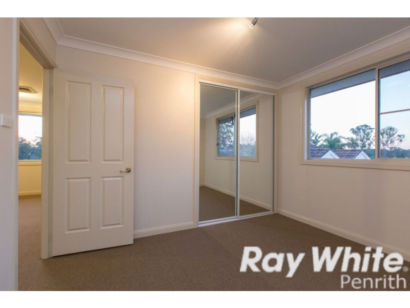 4 Brentwood Grove, Werrington Downs NSW 2747