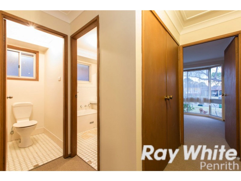 4 Brentwood Grove, Werrington Downs NSW 2747