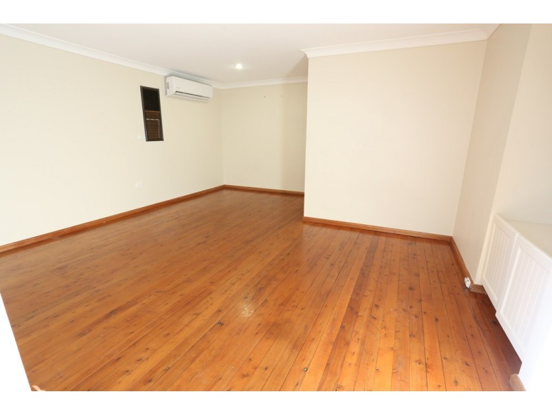 30 Brockamin Drive, South Penrith NSW 2750