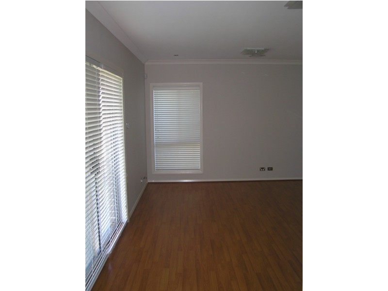 3/32 Robert Street, Penrith NSW 2750