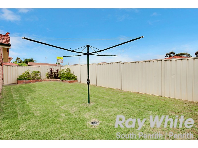 2/39 Kenneth Slessor Drive, Glenmore Park NSW 2745