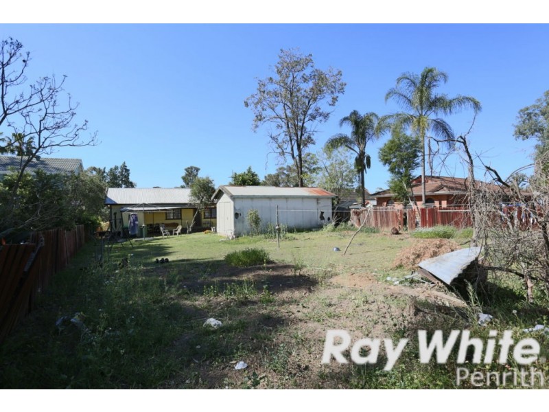 10 Stafford Street, Kingswood NSW 2747