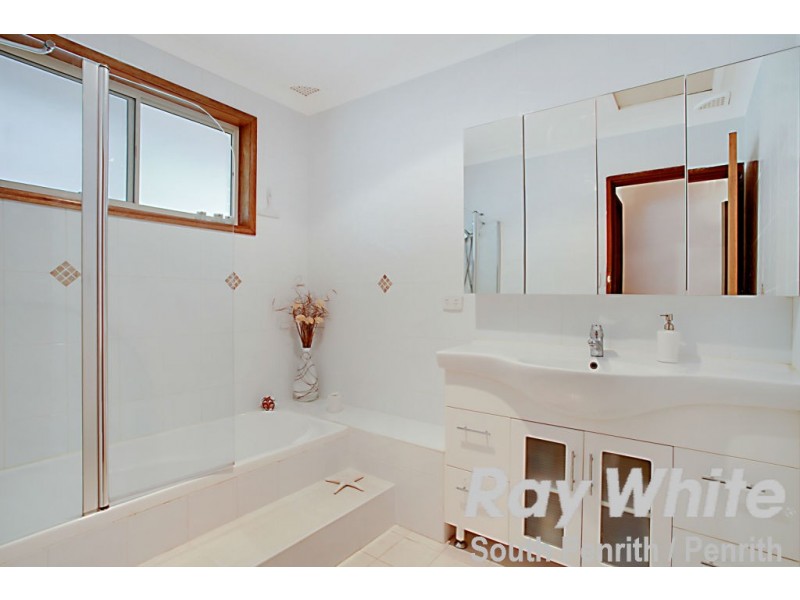 215 Parker Street, South Penrith NSW 2750