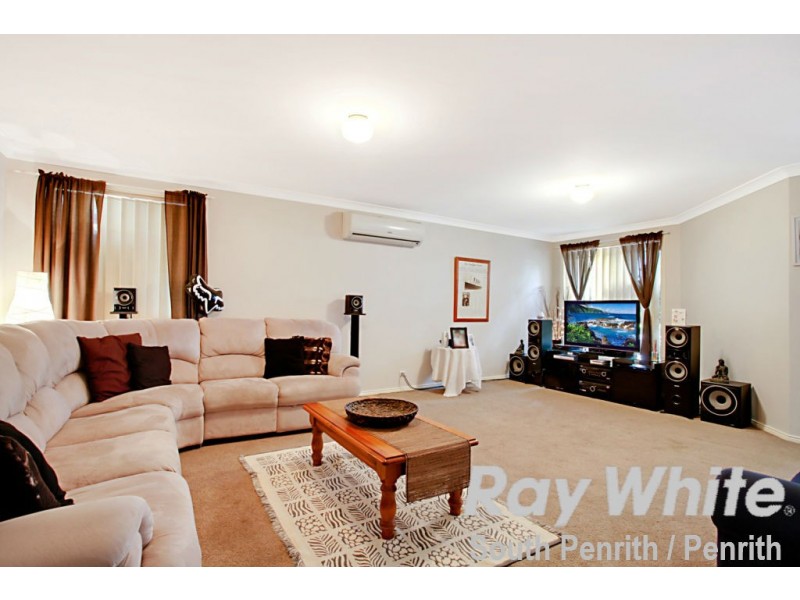 19 Ferntree Close, Glenmore Park NSW 2745