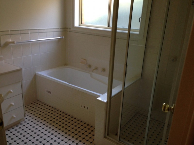 13 Regentville Road, Glenmore Park NSW 2745