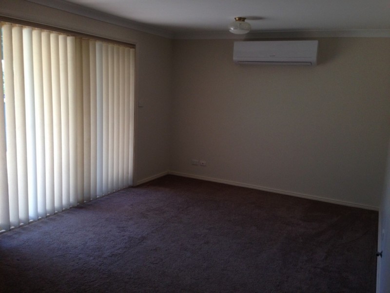 13 Regentville Road, Glenmore Park NSW 2745