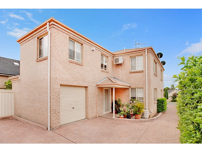 2/26 Brisbane Street, Oxley Park NSW 2760