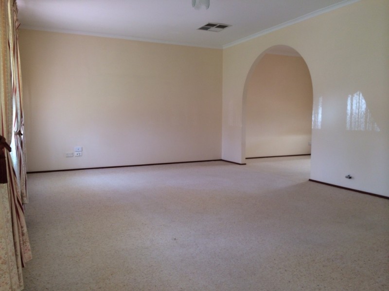 11 Buyu Road, Glenmore Park NSW 2745