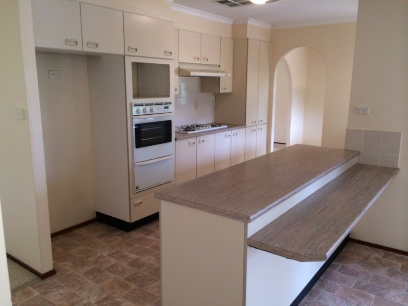 11 Buyu Road, Glenmore Park NSW 2745