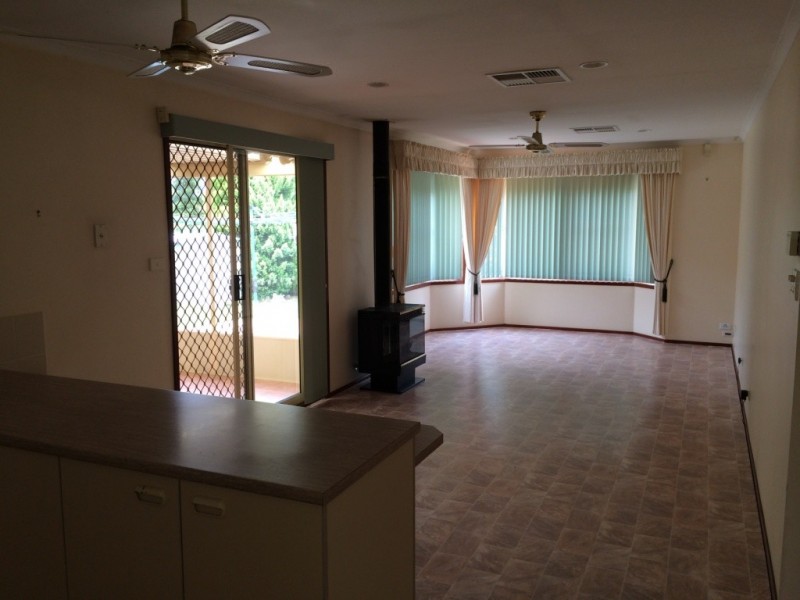 11 Buyu Road, Glenmore Park NSW 2745