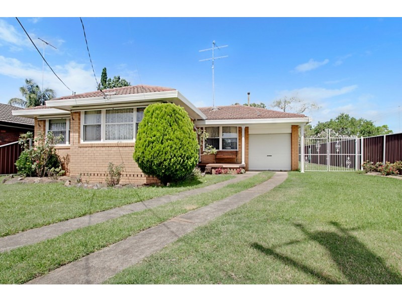 20 Racecourse Road, South Penrith NSW 2750