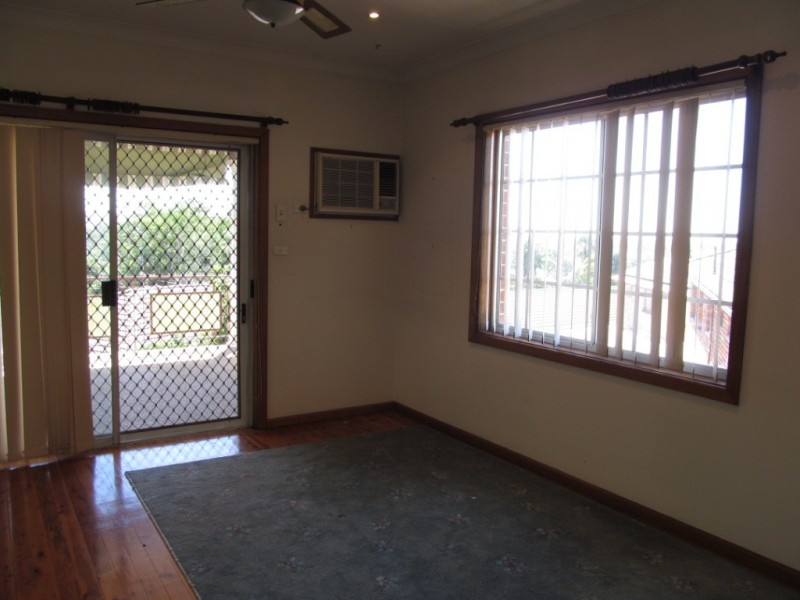 25 Clyburn Avenue, Jamisontown NSW 2750