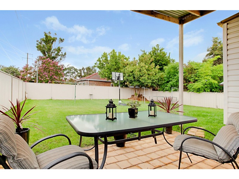 2 Heath Street, Kingswood NSW 2747