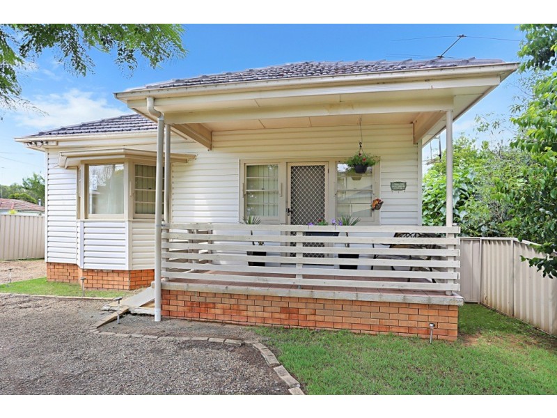 2 Heath Street, Kingswood NSW 2747