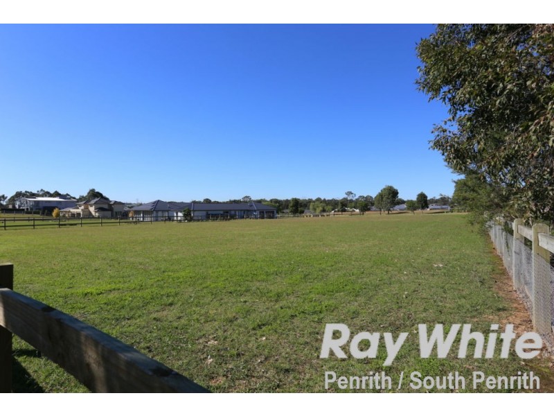 56 Portrush Crescent, Luddenham NSW 2745