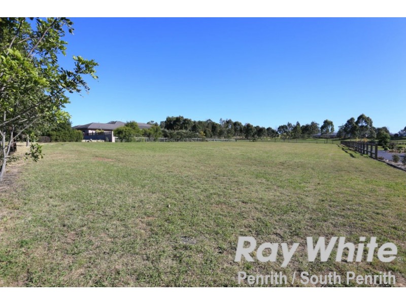56 Portrush Crescent, Luddenham NSW 2745