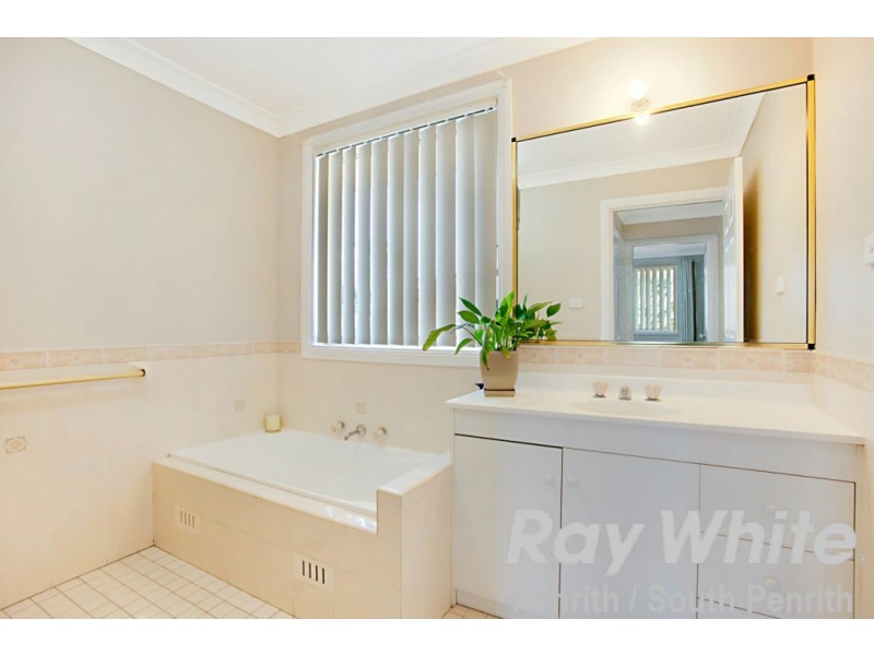 2/12 Crestview Place, Cranebrook NSW 2749