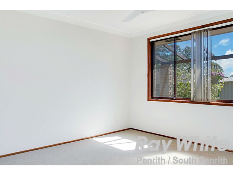 8 Pavey Place, Cranebrook NSW 2749