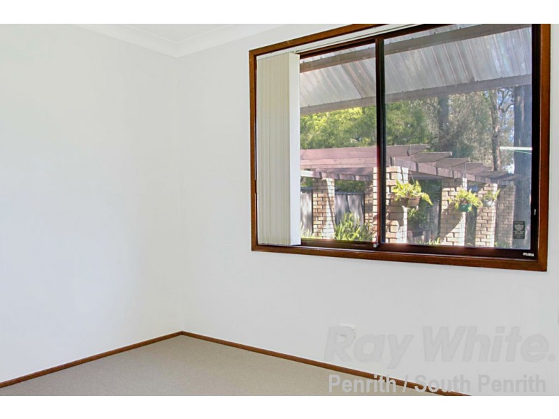 8 Pavey Place, Cranebrook NSW 2749