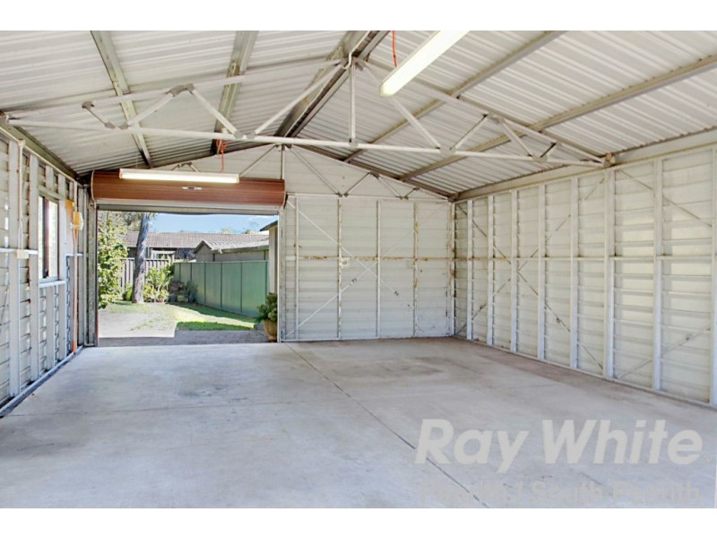 8 Pavey Place, Cranebrook NSW 2749