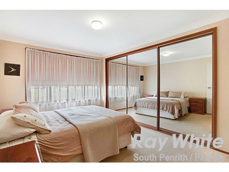 17 Samuel Foster Drive, South Penrith NSW 2750