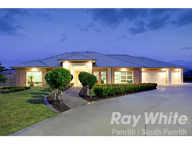 3 Pine Valley Crescent, Luddenham NSW 2745
