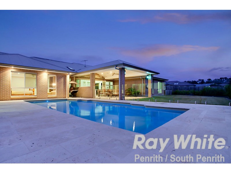 3 Pine Valley Crescent, Luddenham NSW 2745