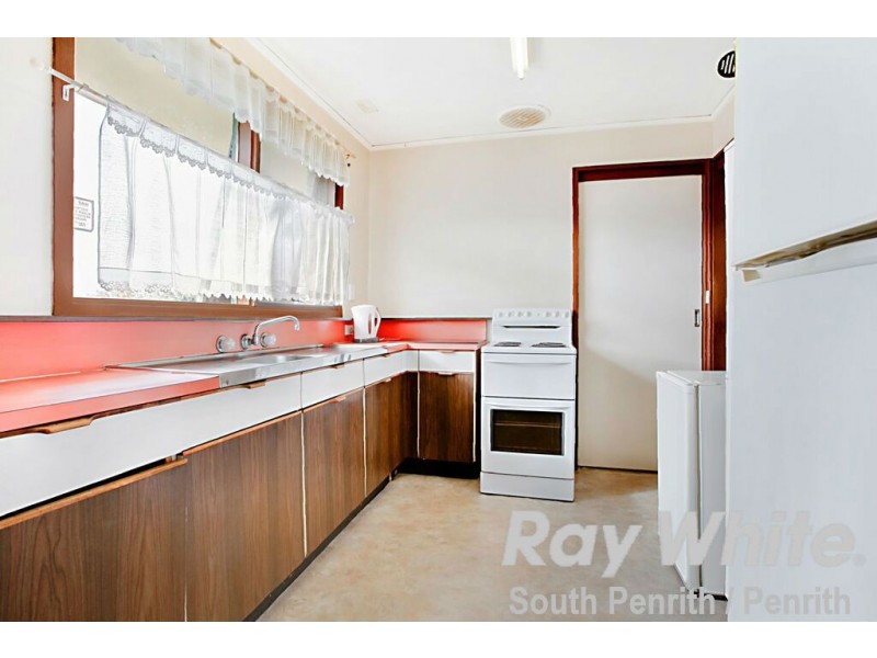 61 Maxwell Street, South Penrith NSW 2750