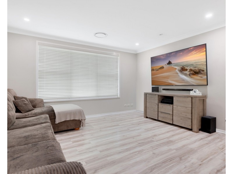 19 Rivendell Crescent, Werrington Downs NSW 2747