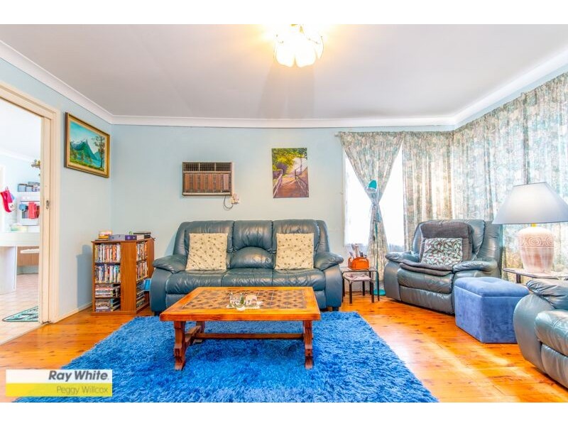 7 Haining Street, Cambridge Park NSW 2747
