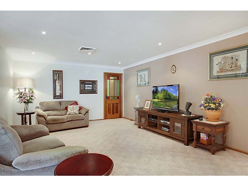 32 Bursaria Crescent, Glenmore Park NSW 2745