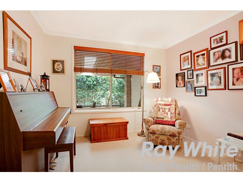 100 Laycock Street, Cranebrook NSW 2749