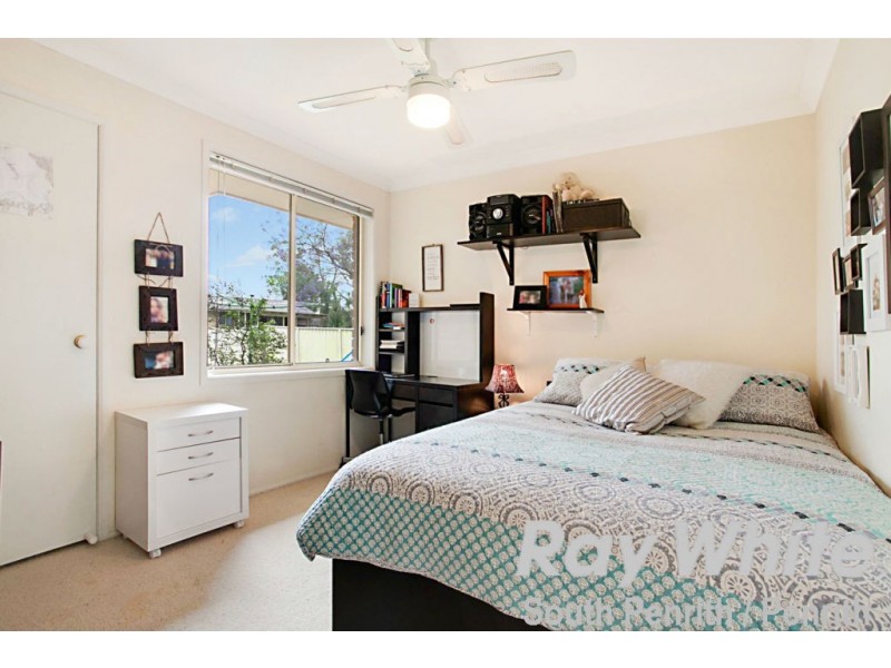 100 Laycock Street, Cranebrook NSW 2749