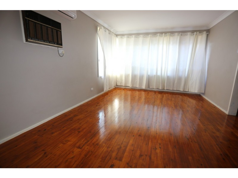 7 Haining Street, Cambridge Park NSW 2747