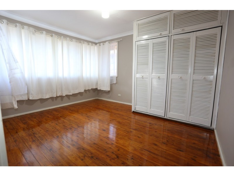 7 Haining Street, Cambridge Park NSW 2747