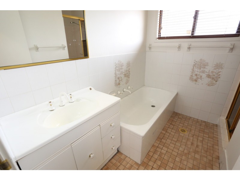 1 Callisto Drive, Cranebrook NSW 2749