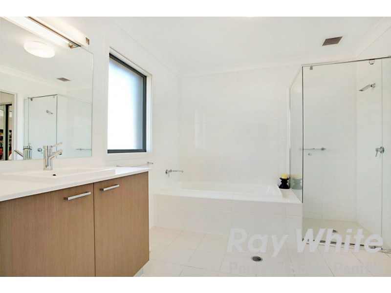 97 Lakeview Drive, Cranebrook NSW 2749