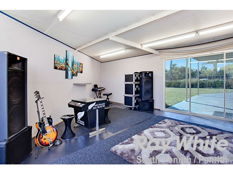 2 Christie Street, South Penrith NSW 2750