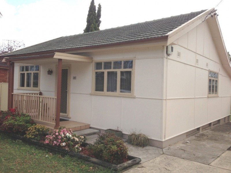 104 Richmond Road, Cambridge Park NSW 2747